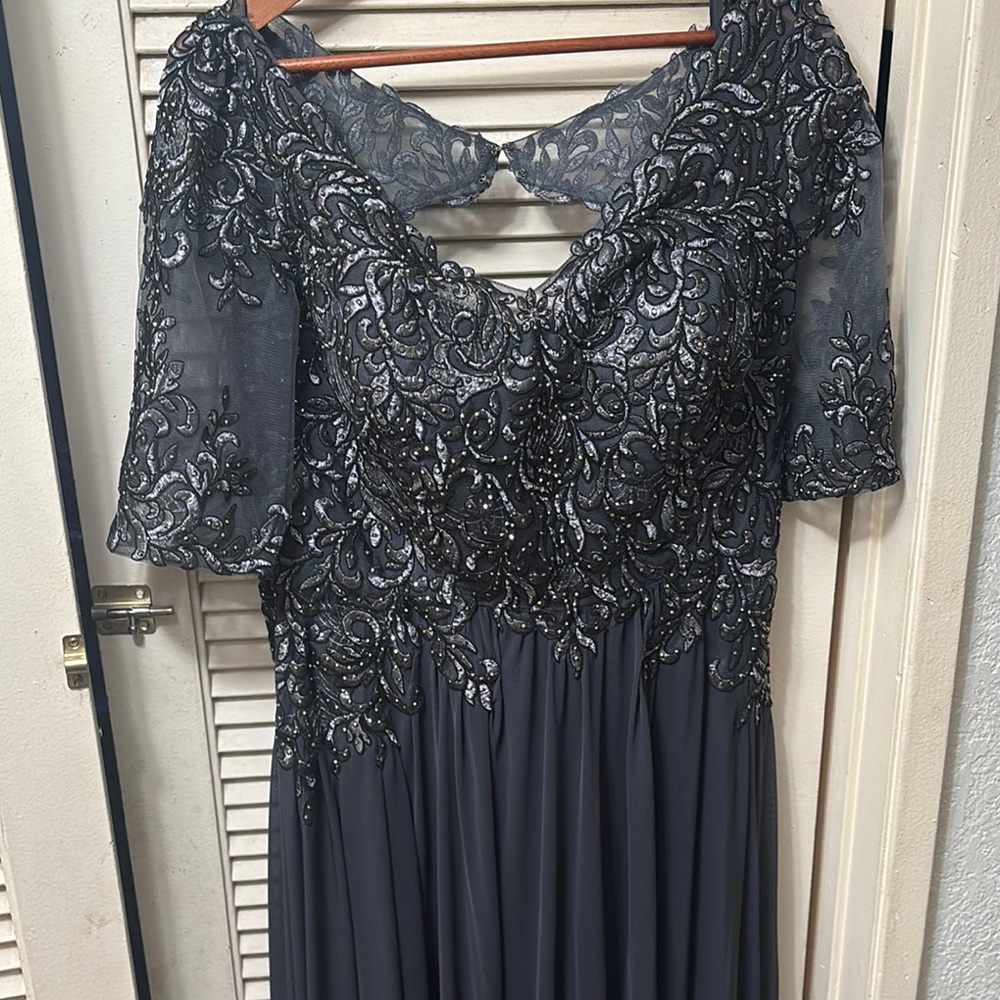 Elegant Gun Metal Grey Lace Evening Dress